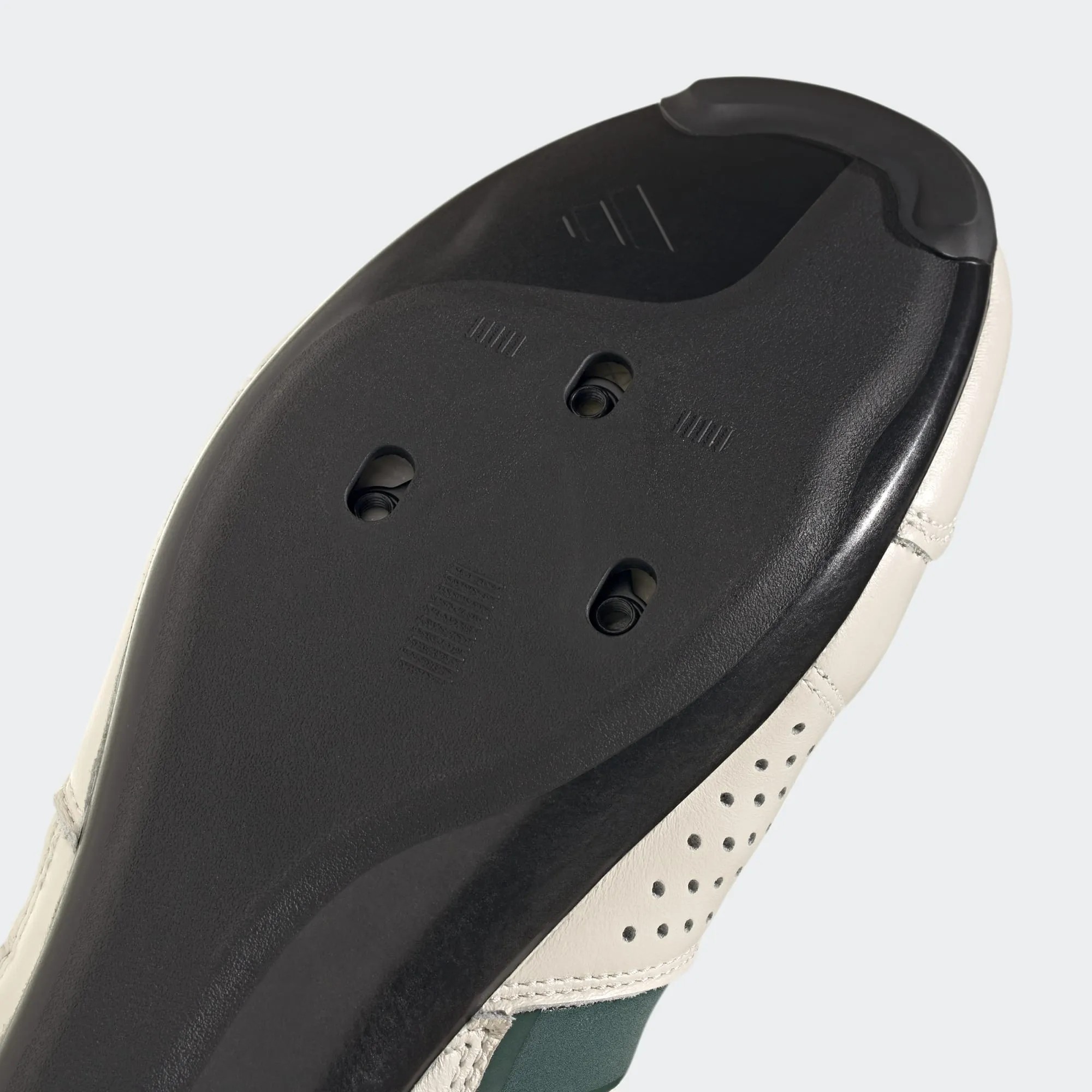Adidas Heritage Road shoes - Cream