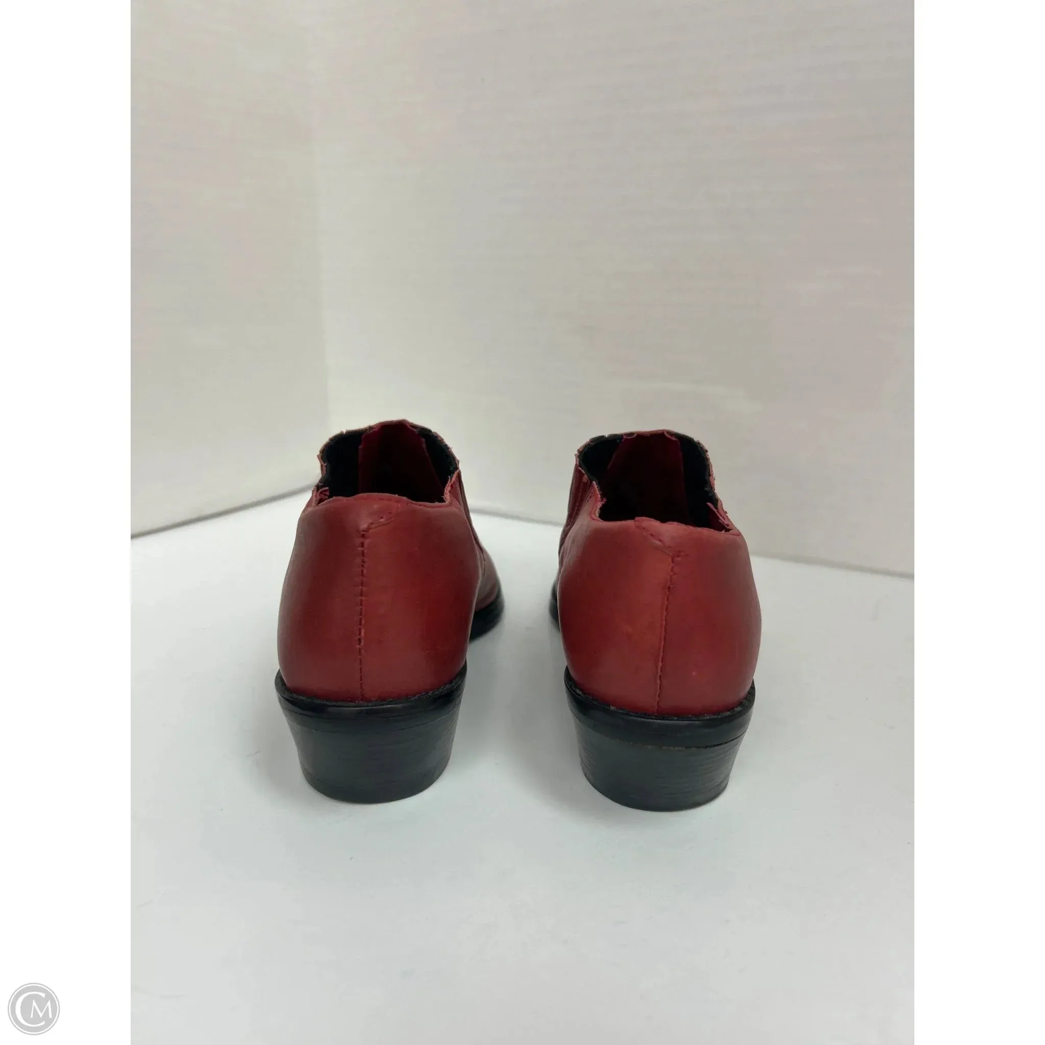 Boots Western By Clothes Mentor In Red, Size: 7
