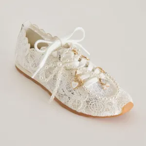 DAYANA SNEAKERS WHITE LACE   PEARL CHARM BUNDLE Dolce Vita