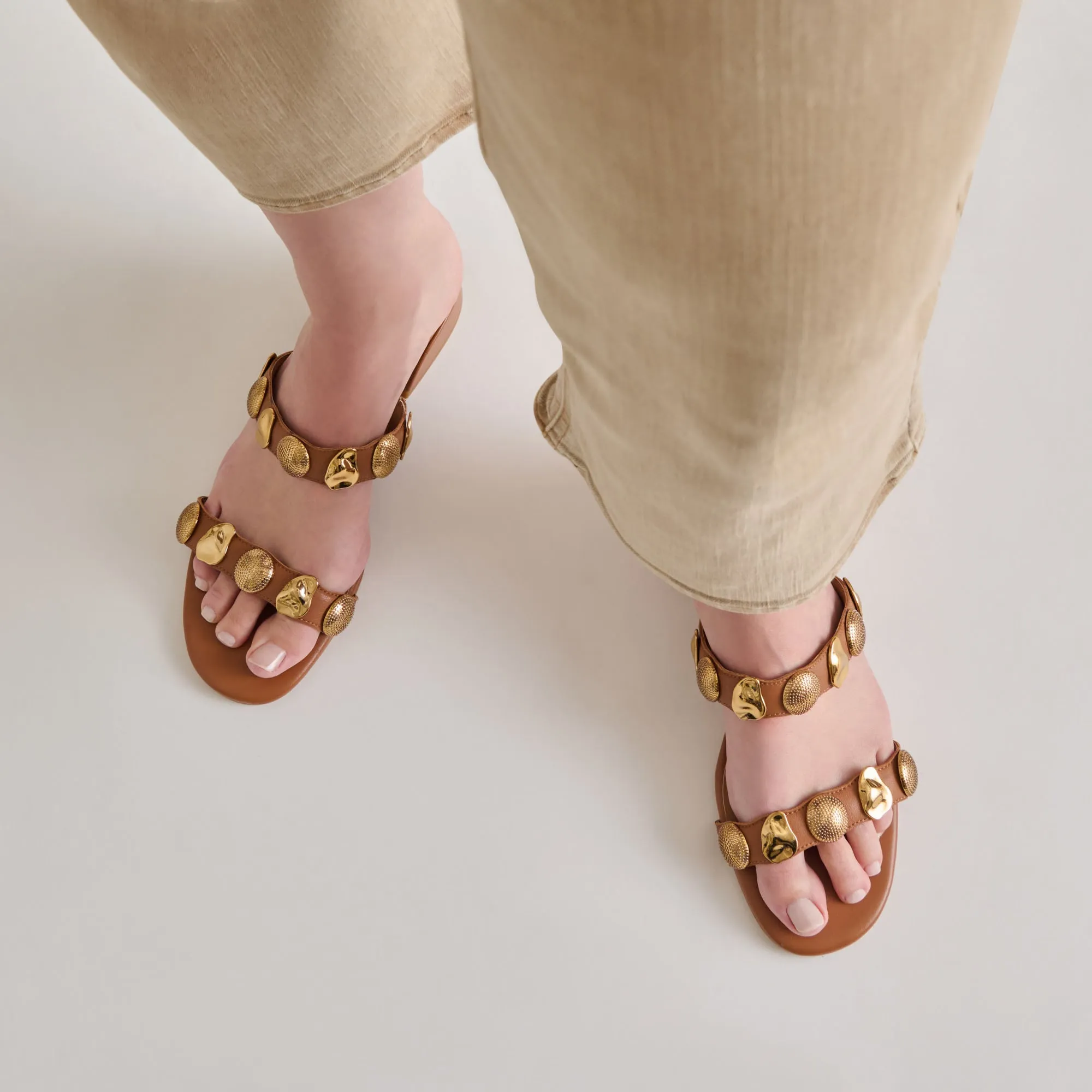 FARROW SANDALS SADDLE LEATHER Dolce Vita