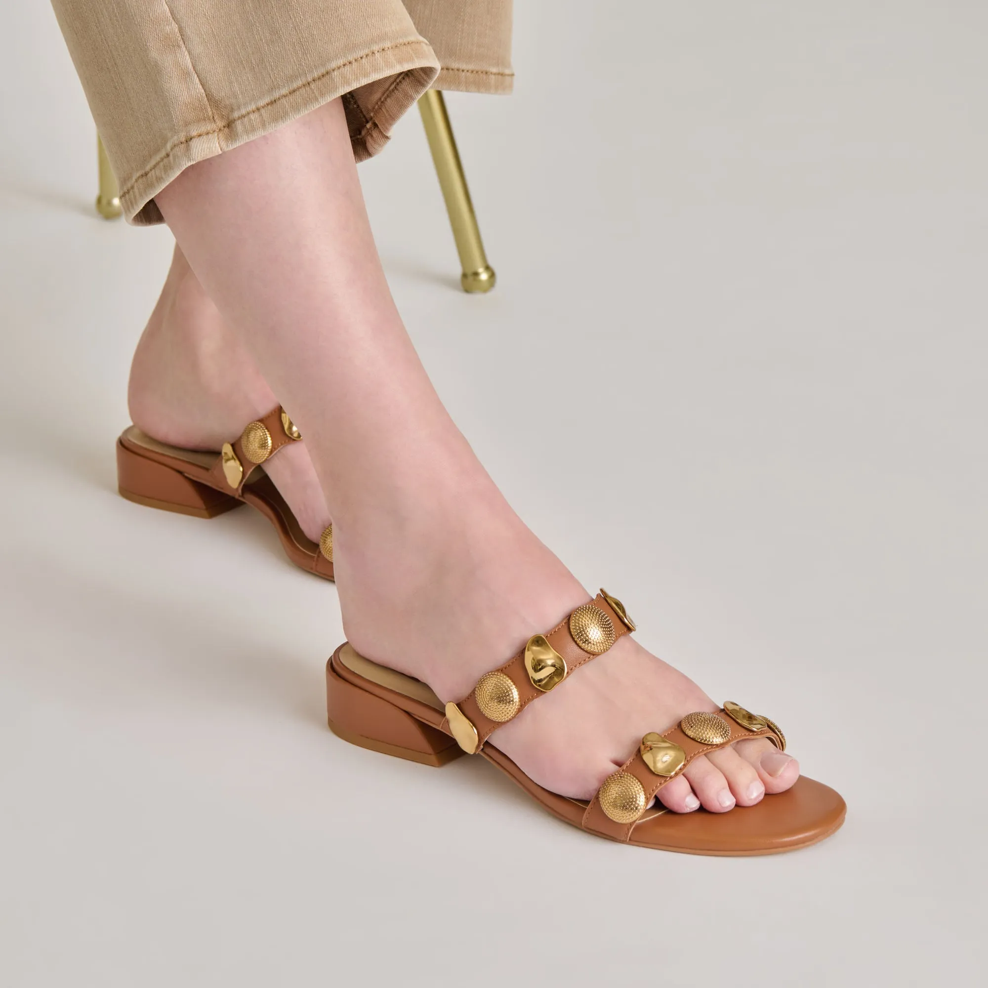 FARROW SANDALS SADDLE LEATHER Dolce Vita