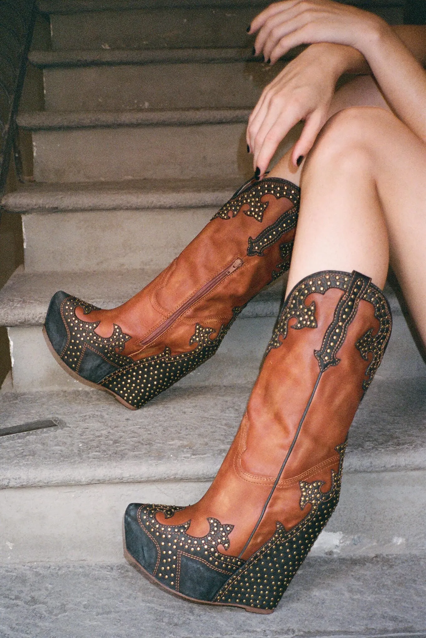 GIDDY-STUD Jeffrey Campbell