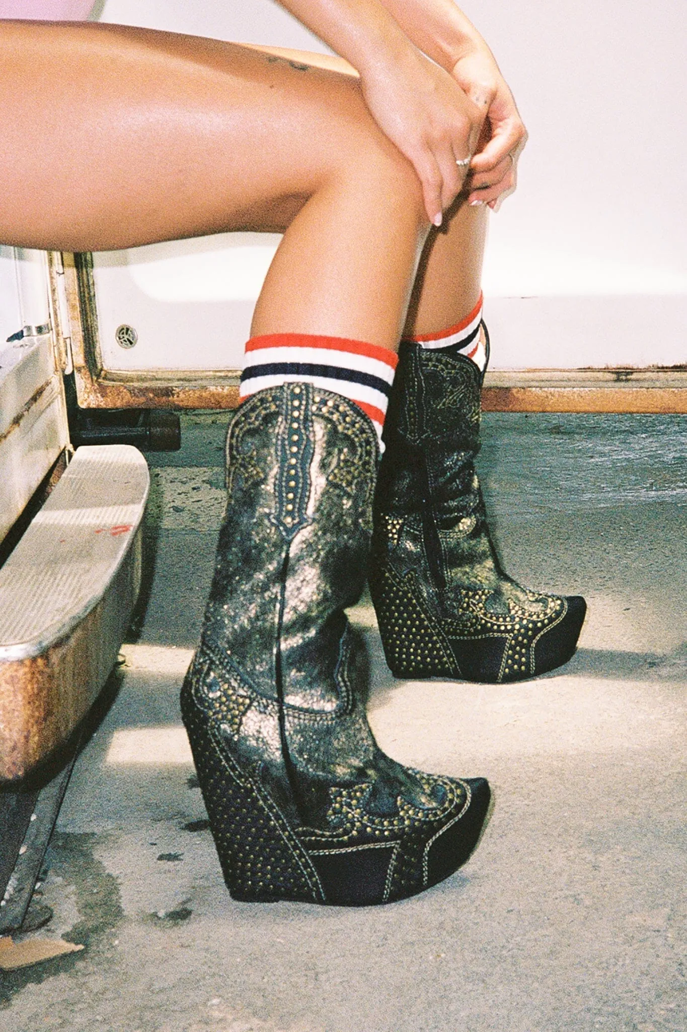 GIDDY-STUD Jeffrey Campbell