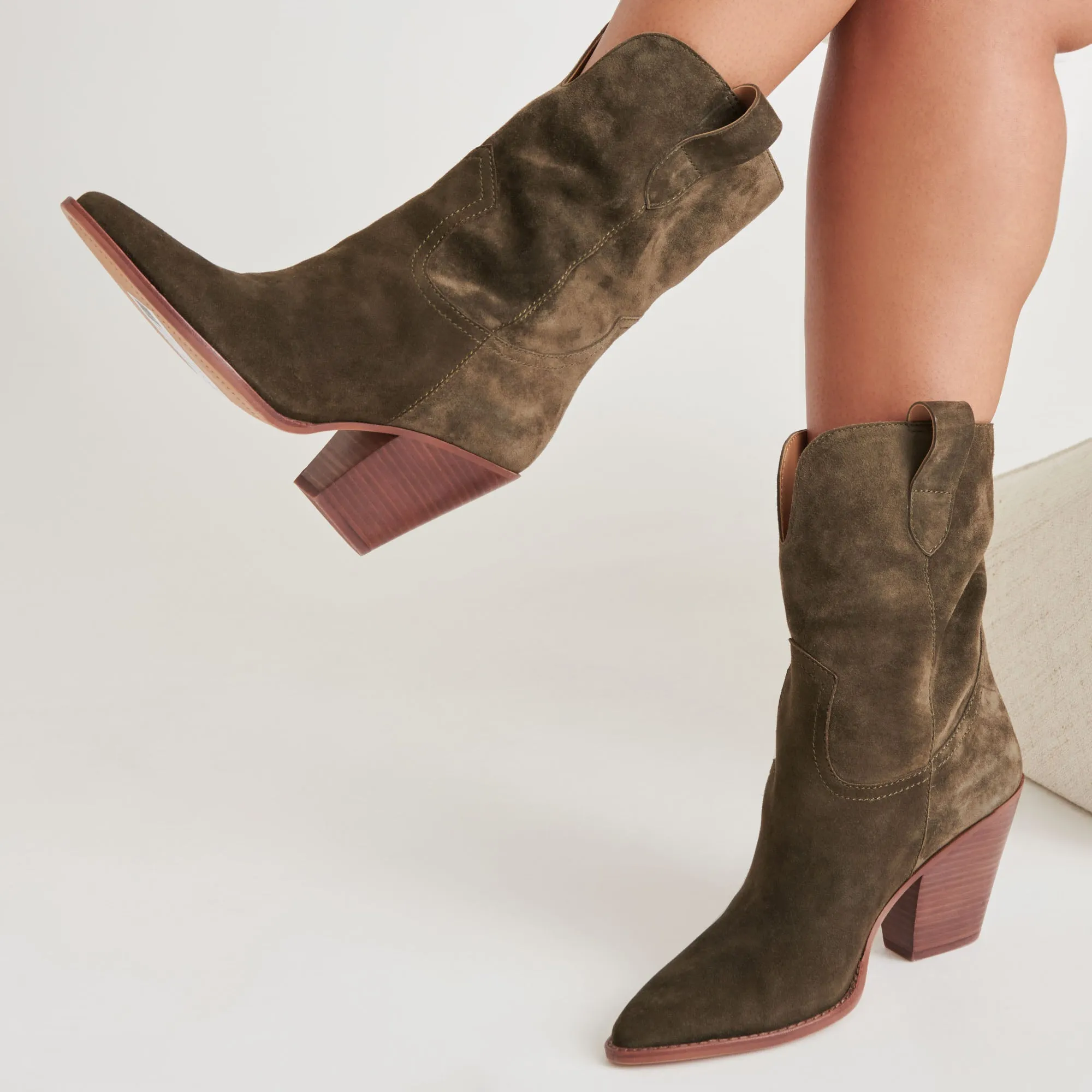 JESSEY BOOTS MOSS SUEDE Dolce Vita
