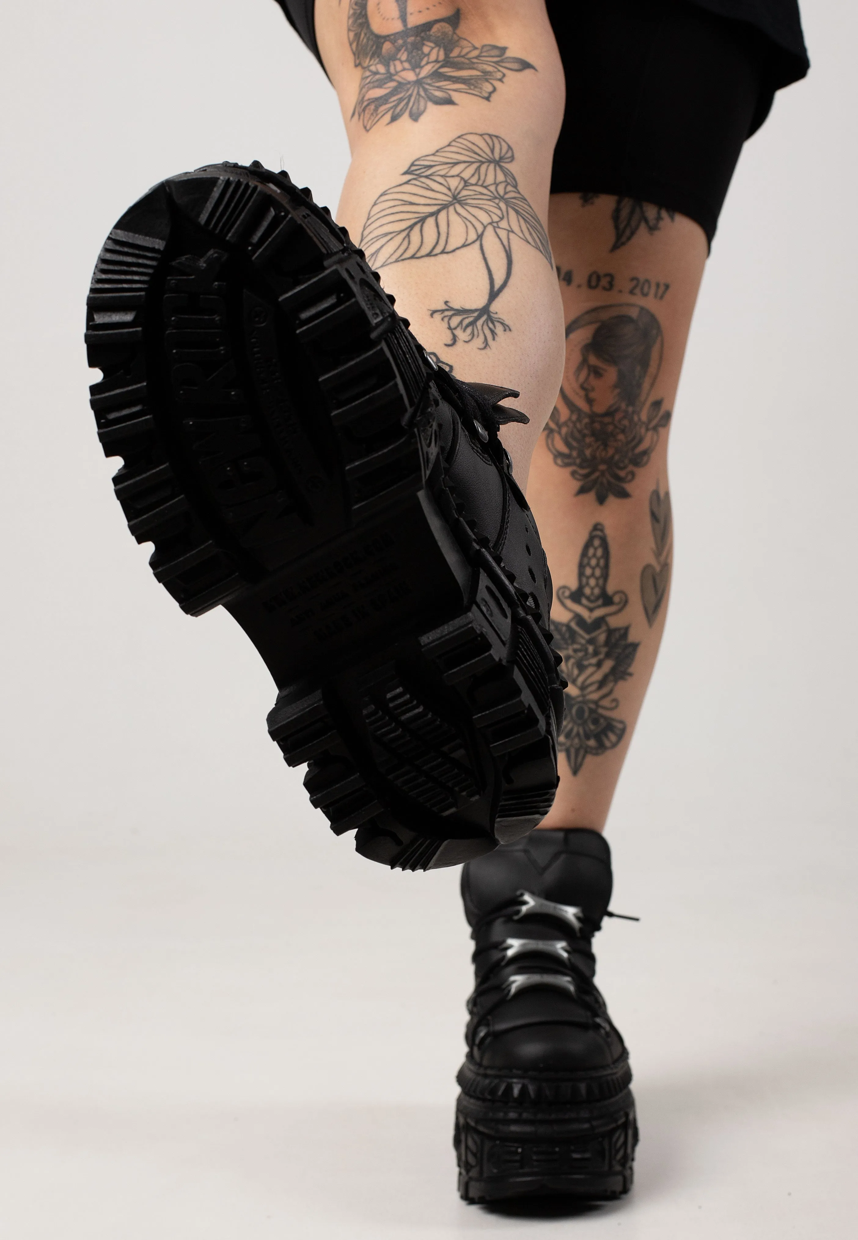 New Rock - Wall 106 V16 Black - Girl Shoes