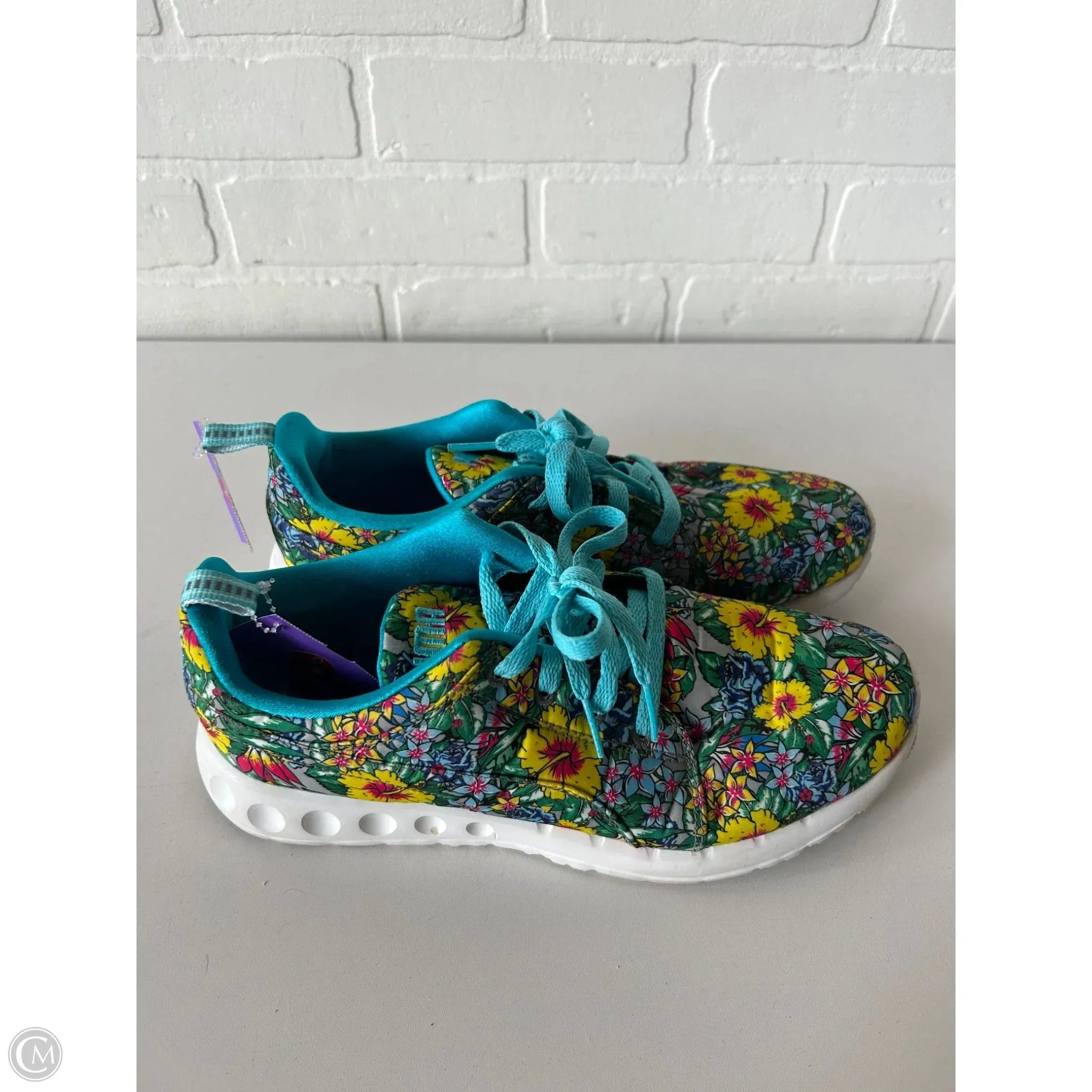 Shoes Sneakers By Puma In Blue & Yellow, Size: 10
